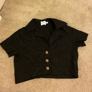 Black button crop top